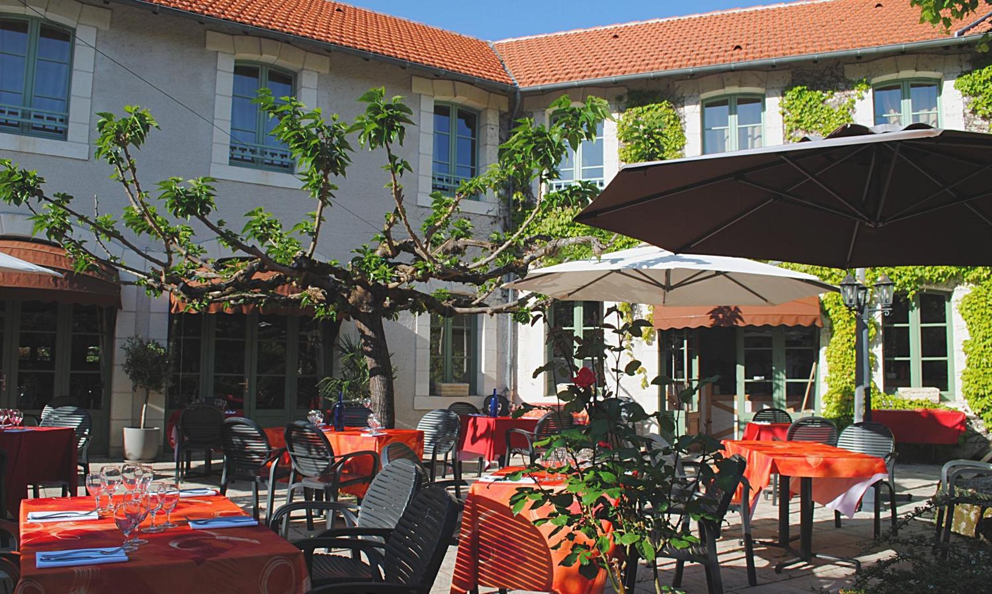 Logis Hostellerie Du Perigord Vert Brantome Luaran gambar